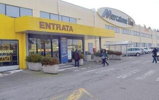 Mercatone Uno serravalle