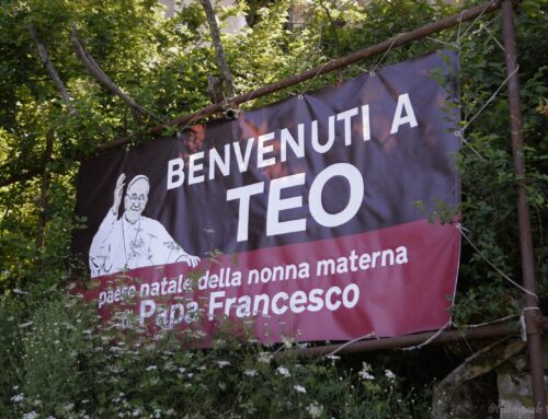 Teo piange Papa Francesco: il borgo di cui era originaria la nonna del Santo Padre in lutto