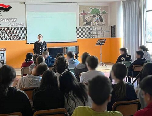 Incontri didattici con i Carabinieri: alle medie Boccardo si parla di bullismo e social