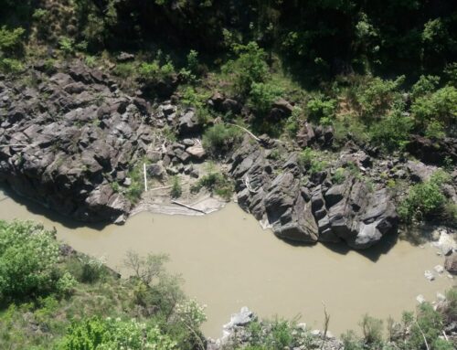 Laghi della Lavagnina, il Gorzente sprofonda nel fango: il caso arriva al Parlamento Europeo