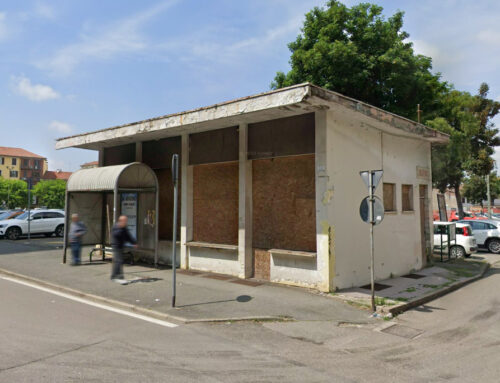 La demolizione dell’ex distributore di piazza Pernigotti a Novi dal 22 luglio