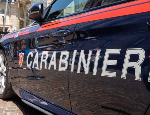 Novi, anziana rischia di precipitare dal balcone: salvata dai Carabinieri