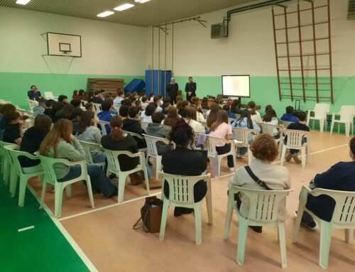 I Carabinieri incontrano gli studenti di Cassano: bullismo, utilizzo dei social e tanto altro