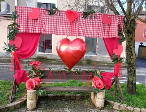 Ecco dove trovare le 30 Panchine del Cuore: tante iniziative per San Valentino