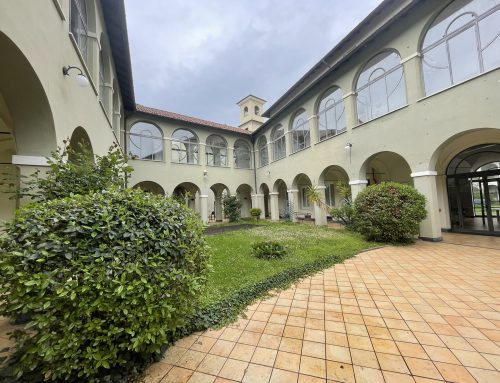 Un’ora di silenzio per leggere insieme: debutta sabato 18 il Silent Book Club a Novi